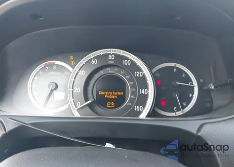 2016 Honda Accord Touring z USA, uszkodzony, nr VIN 1HGCR3F90GA020734